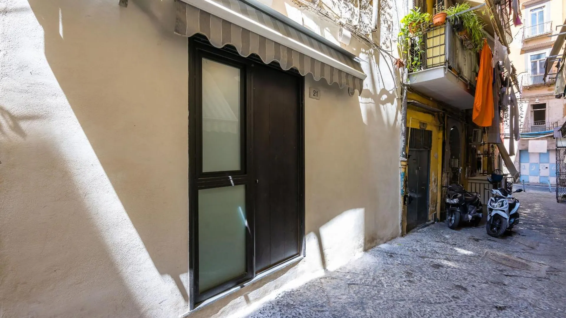 Industrial Ground Floor Studio By Wonderful Italy Apartment Naples Italy