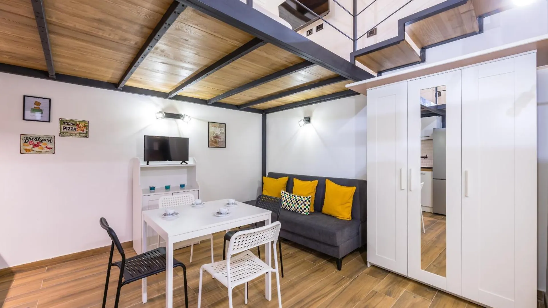 Industrial Ground Floor Studio By Wonderful Italy Apartment Naples